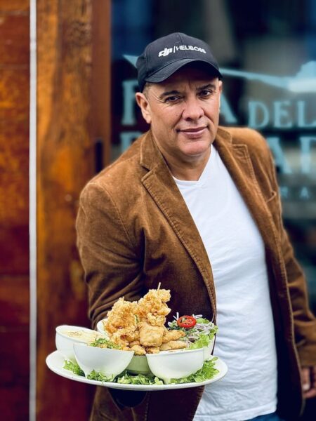 Cristian Rivera, el Pescador. Restaurante de mariscos en Iquique - Picá del Pescador Manuel Rodríguez 650